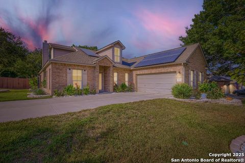 8755 Stoney Brook Dr Universal City TX 78148