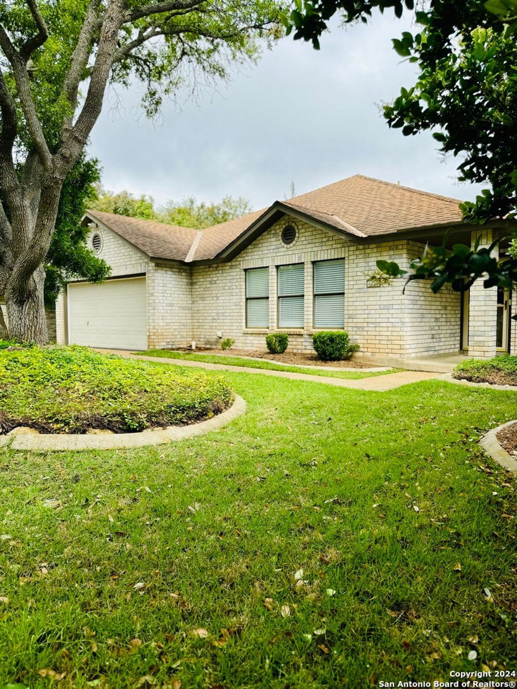 Photo of 1322 OAK PATH, San Antonio, TX 78258 (MLS # 1961661)