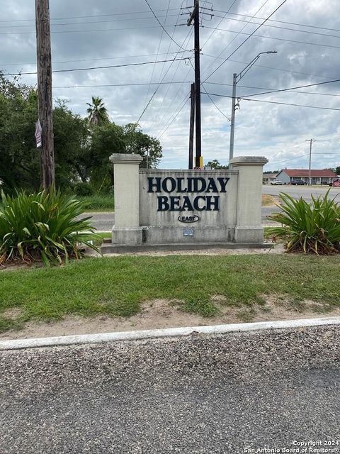 A home in Rockport