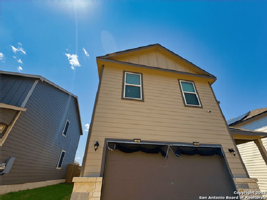 Photo of 4135 Winchester Cv, Converse, TX 78109 (MLS # 1915014)