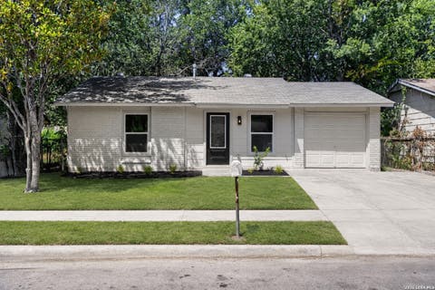 Photo of 851 Walnut Park St, San Antonio, TX 78227 (MLS # 2011962)