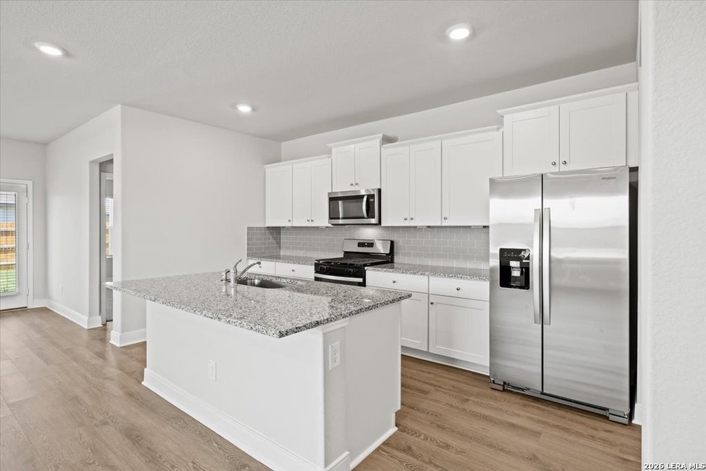 Photo of 1400 REDWOOD CRK, Seguin, TX 78155 (MLS # 2019773)