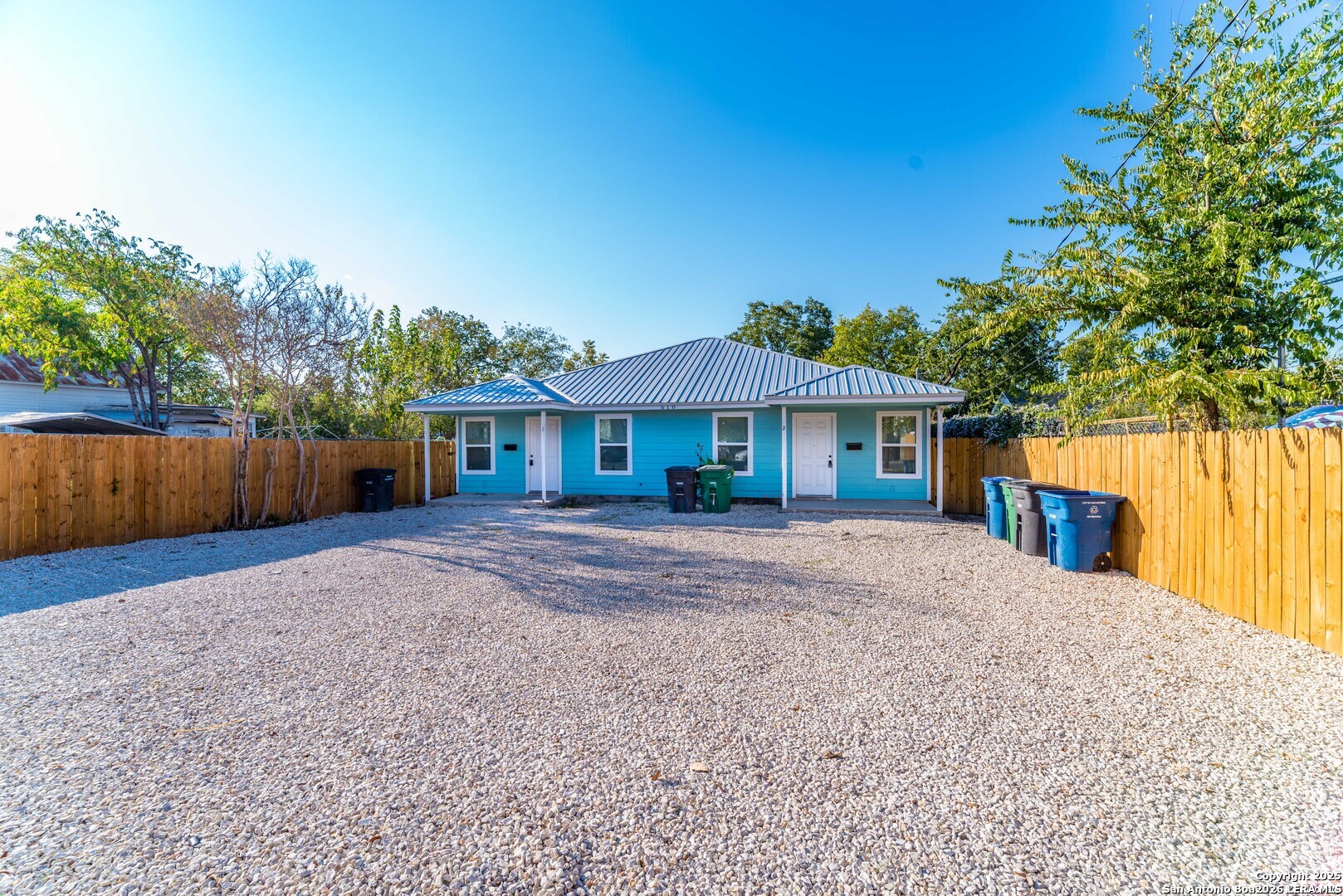 Photo 1 of 21 — 610 Virginia Blvd 2, San Antonio, TX 78203
