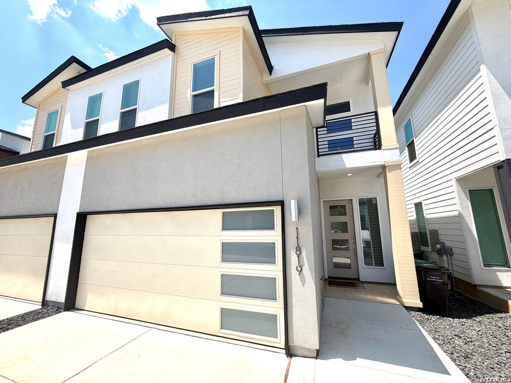 Photo of 11819 Zarkava Way, San Antonio, TX 78230 (MLS # 2020038)
