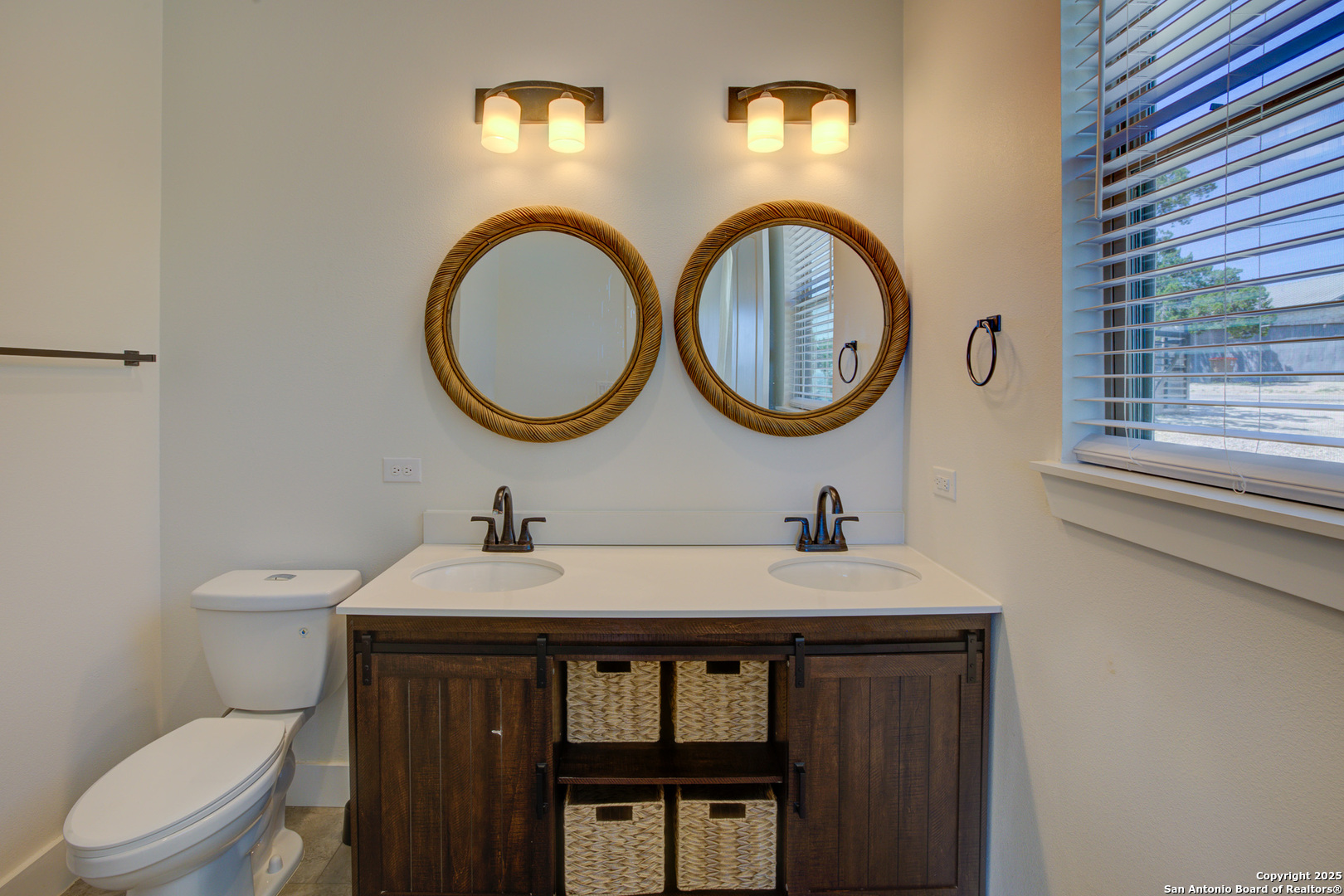 New Braunfels, Texas 78132, United States, 4 Bedrooms Bedrooms, ,2 BathroomsBathrooms,Residential,Active,178817