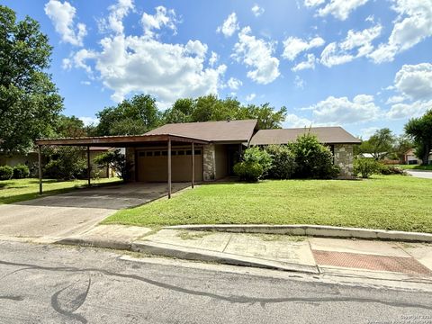 Photo of 5731 Timber Bend, San Antonio, TX 78238 (MLS # 1916538)
