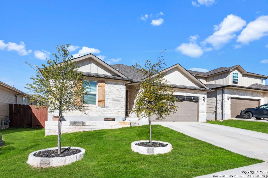 Photo of 613 Wild Spur, Liberty Hill, TX 78642 (MLS # 1930183)