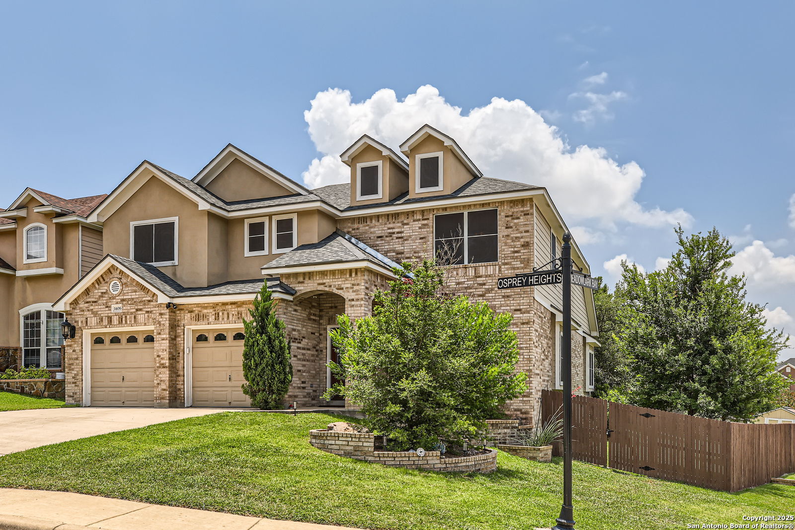 1406 Osprey Heights