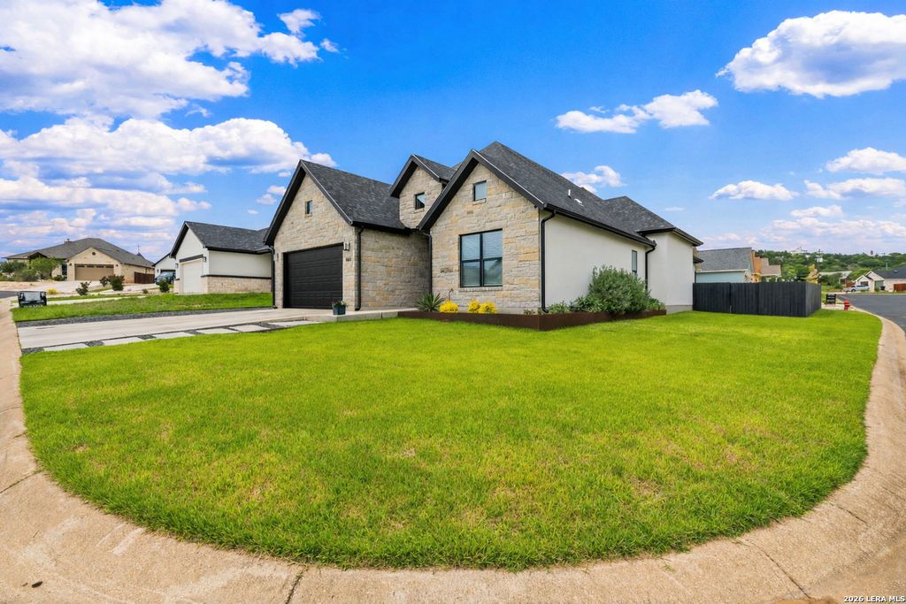 Photo of 1602 Redwood Court, Fredericksburg, TX 78624 (MLS # 1946908)