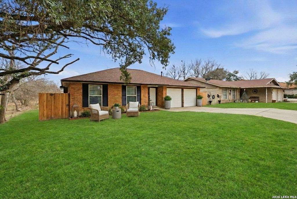 Photo of 8802 Timber Cross, San Antonio, TX 78250 (MLS # 1938854)