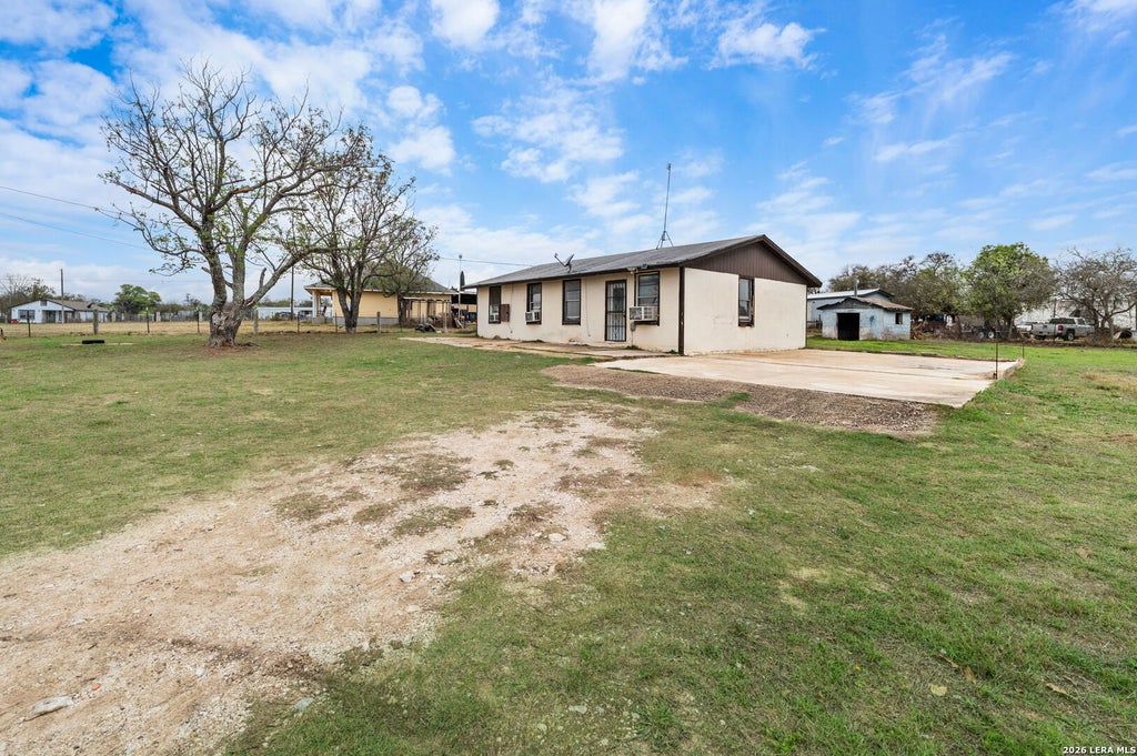Photo of 844 County Road 6846, Lytle, TX 78052 (MLS # 1948239)