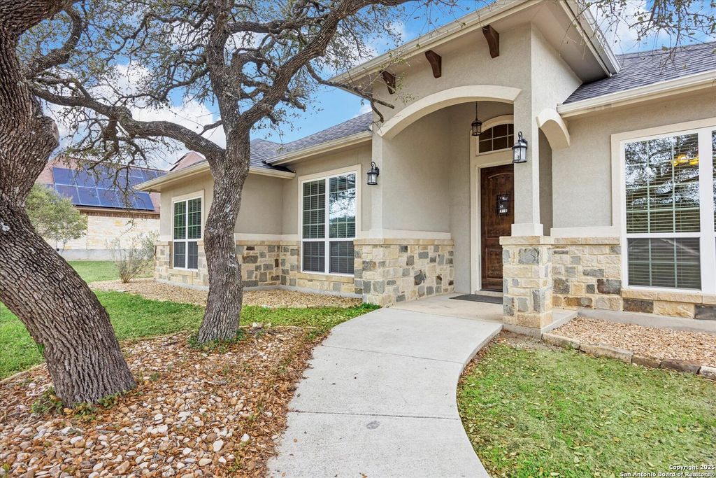 Photo of 249 Legacy Hills, New Braunfels, TX 78132 (MLS # 1927703)