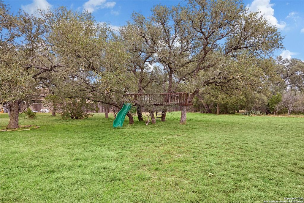Photo of 249 Legacy Hills, New Braunfels, TX 78132 (MLS # 1927703)