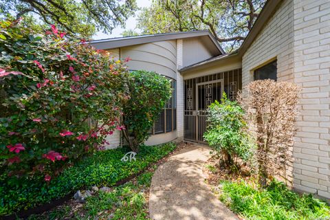 Tiny photo for 1010 E Bitters Rd, San Antonio, TX 78216 (MLS # 1993083)