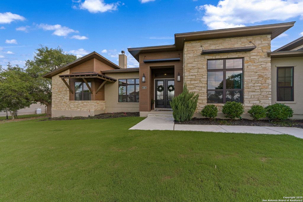Photo of 150 Madrone Trail, Boerne, TX 78006 (MLS # 1961841)