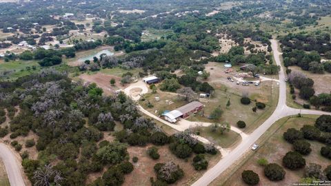 A home in Bandera