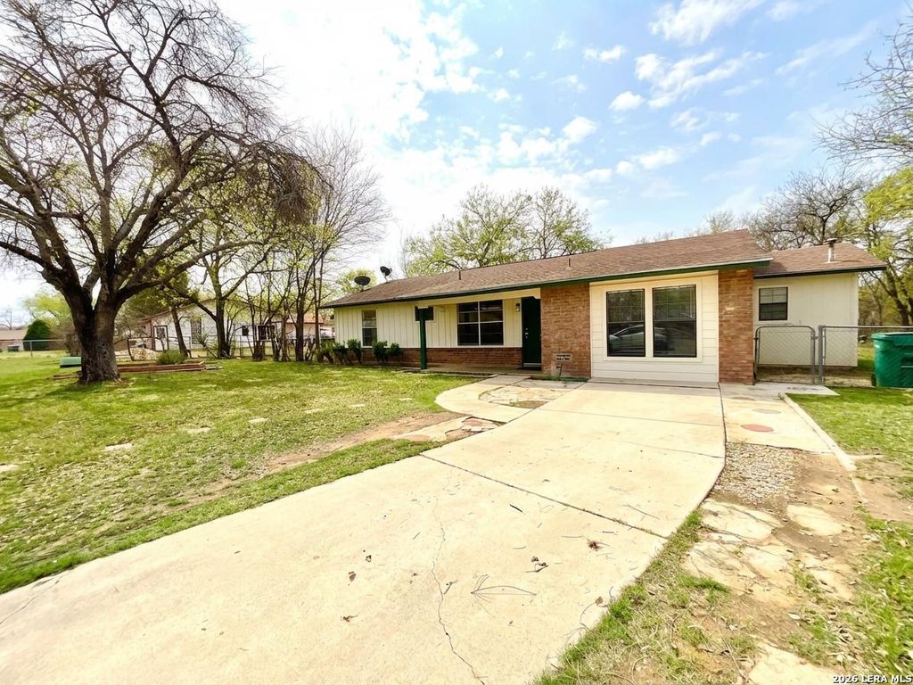 Photo of 7338 Marble Creek Dr, San Antonio, TX 78238 (MLS # 1946943)