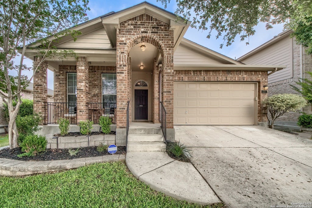 Photo of 6307 BIG BEND CV, San Antonio, TX 78253 (MLS # 2004192)
