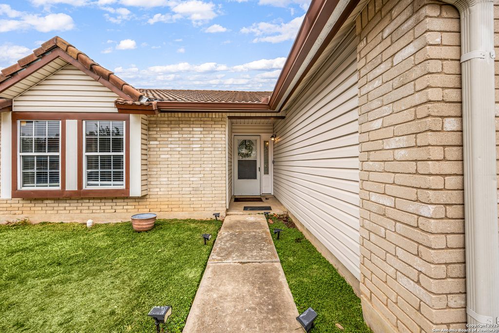 Photo of 5607 Needville, San Antonio, TX 78233 (MLS # 1930190)