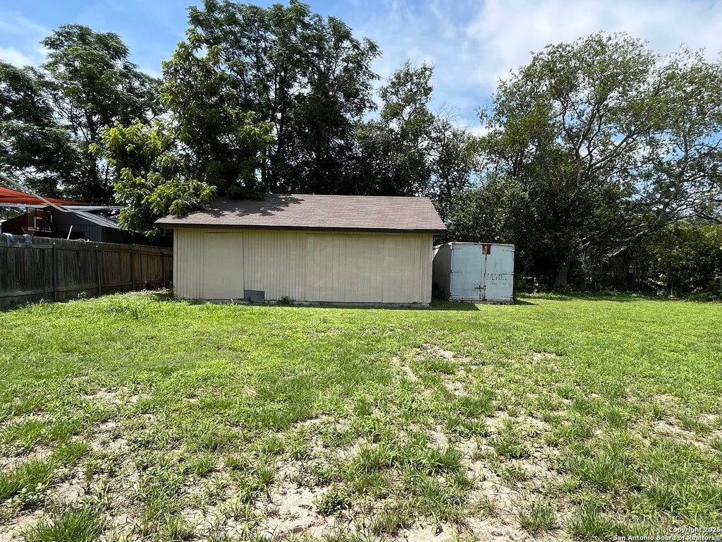 Photo of 170 Mary Helen Dr., San Antonio, TX 78222 (MLS # 1872209)