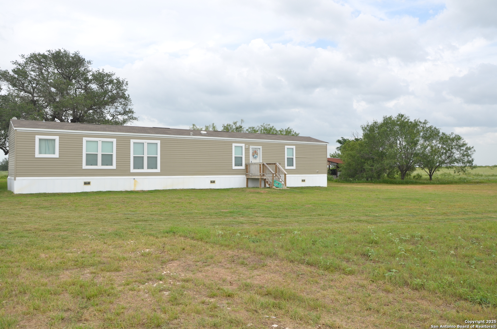 2566 County Road 2615