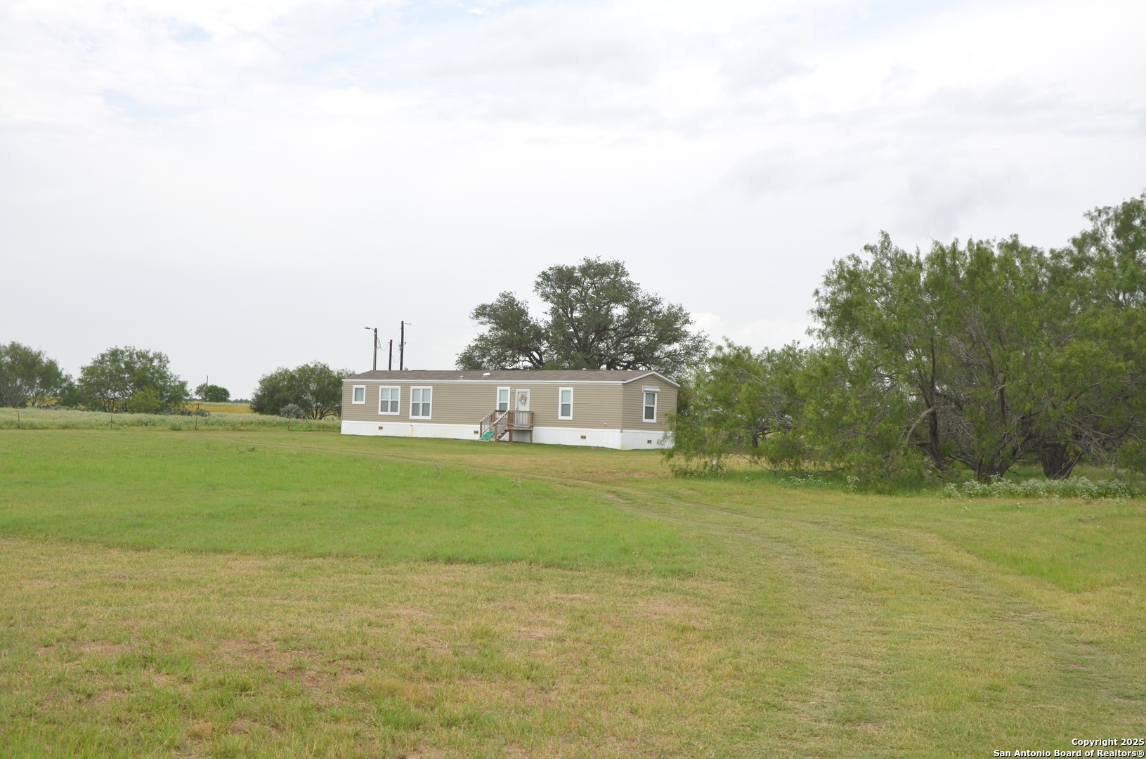 2566 County Road 2615