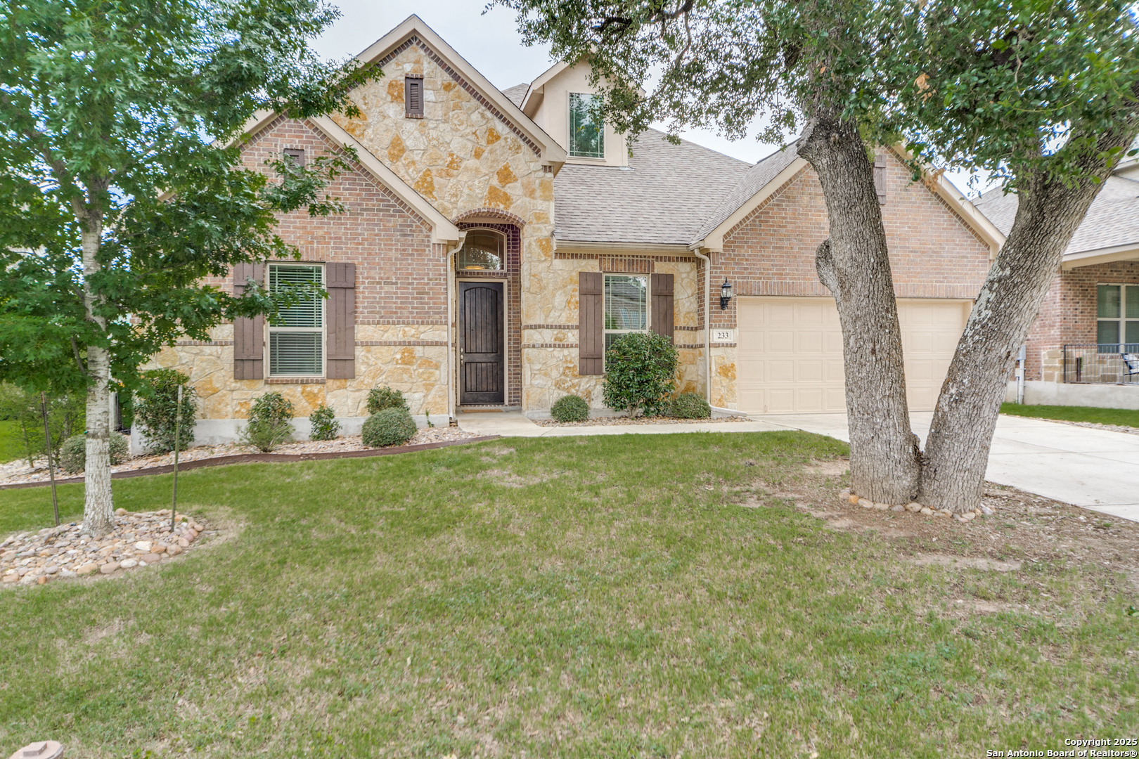 233 Branson Falls