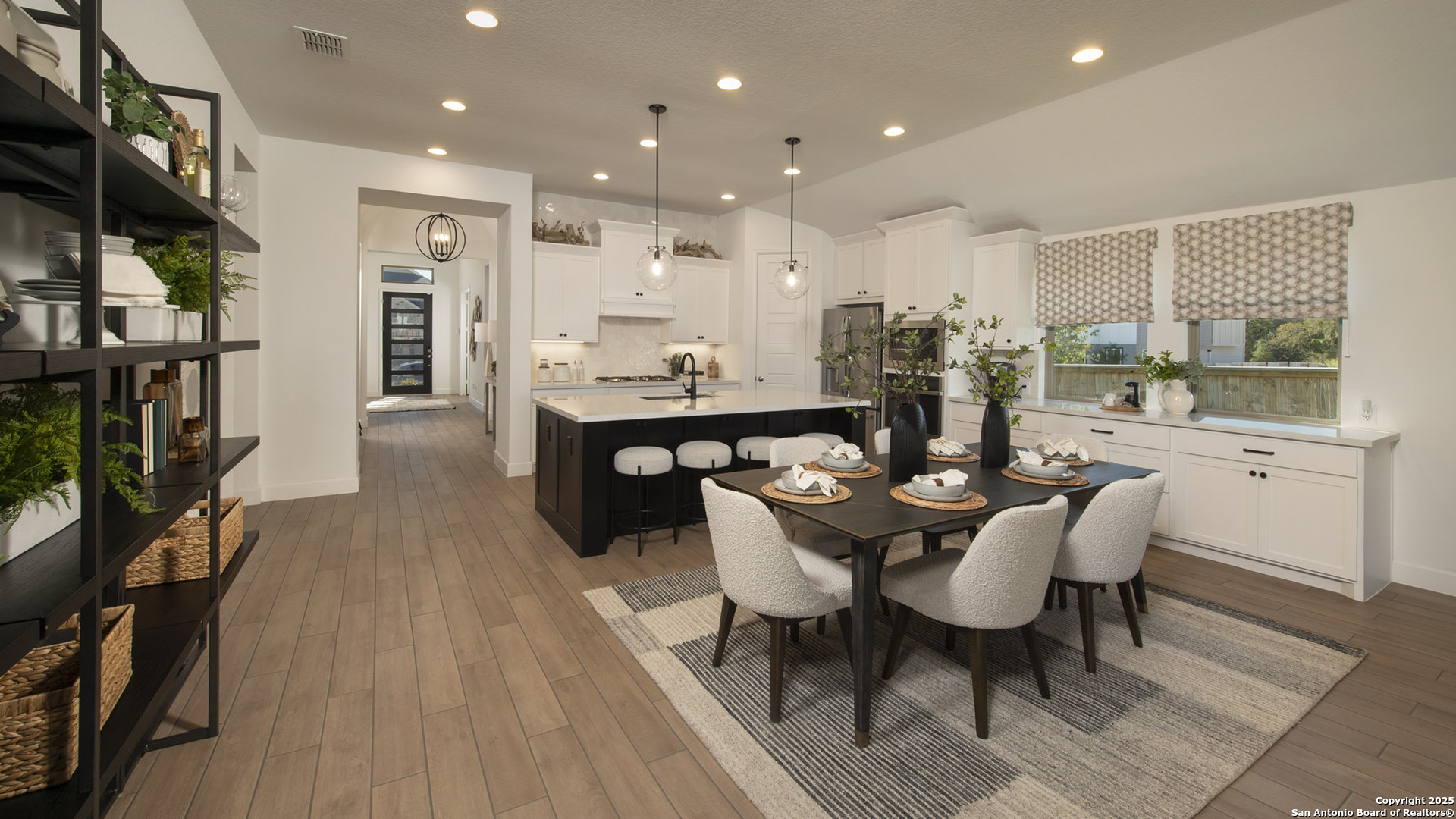 9303 Pioneer Junction