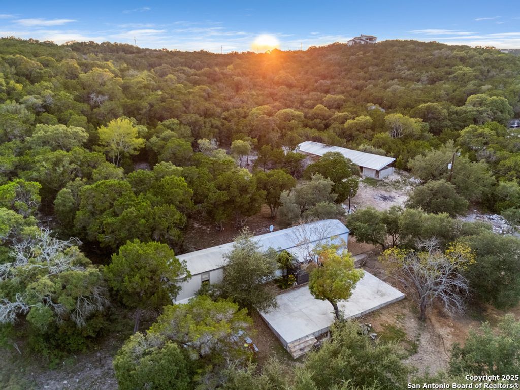 Photo of 499 Pr 180, Helotes, TX 78023 (MLS # 1908738)