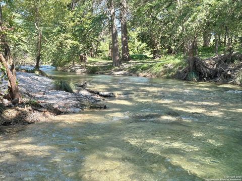 2502 S Us Hwy 83 Leakey TX 78873