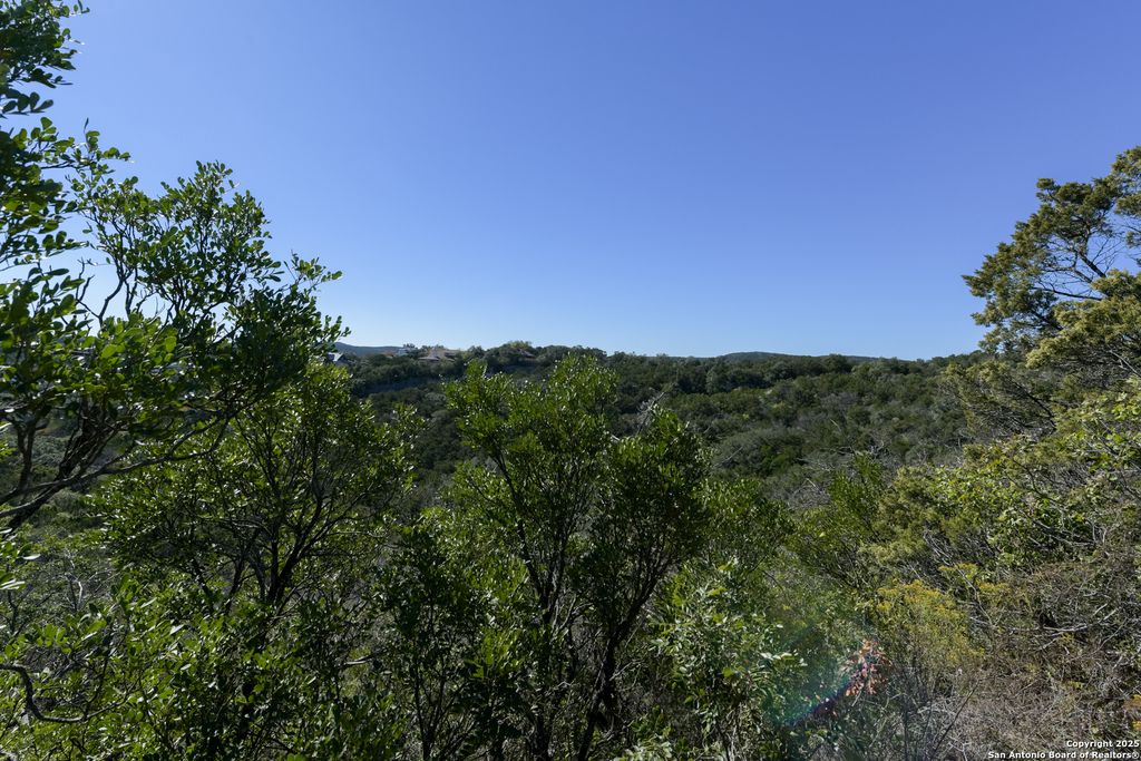Photo of 11266 Condor Pass, Helotes, TX 78023 (MLS # 1928912)