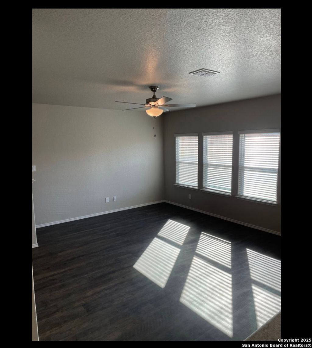 Photo of 13121 CANDACE WAY, St Hedwig, TX 78152 (MLS # 1915515)