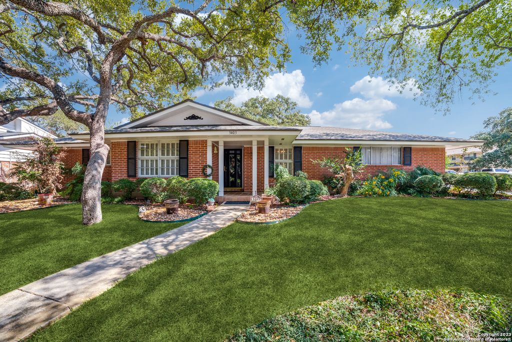 Photo of 3403 PRINCE GEORGE DR, San Antonio, TX 78230 (MLS # 1915920)
