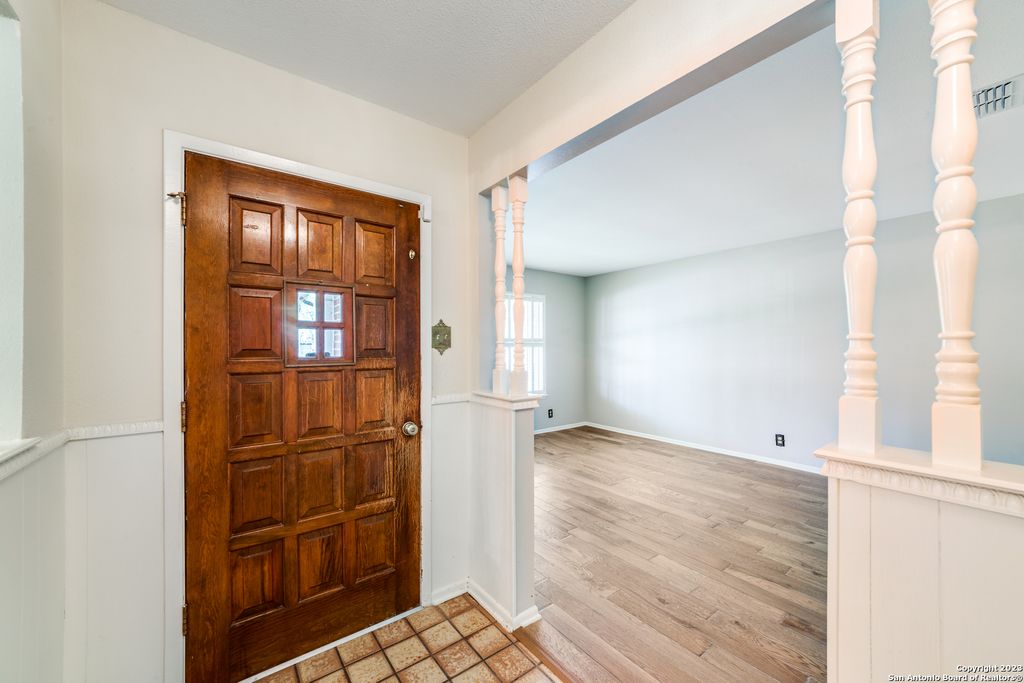 Photo of 3403 PRINCE GEORGE DR, San Antonio, TX 78230 (MLS # 1915920)