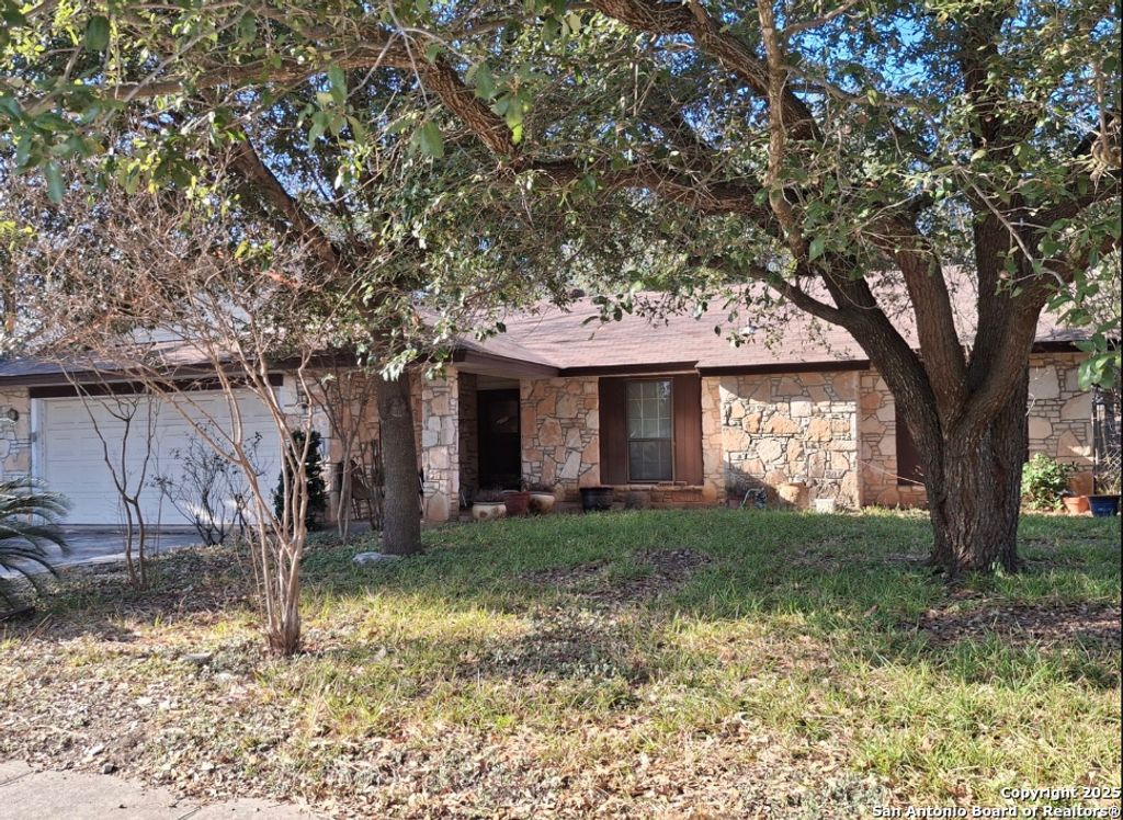 Photo of 5207 Starfire, Kirby, TX 78219 (MLS # 1884907)