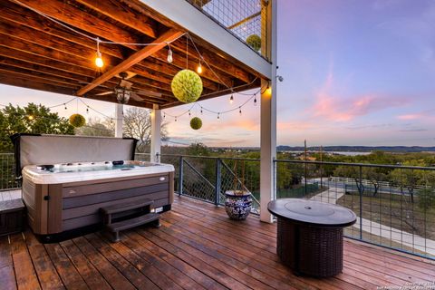 A home in Canyon Lake