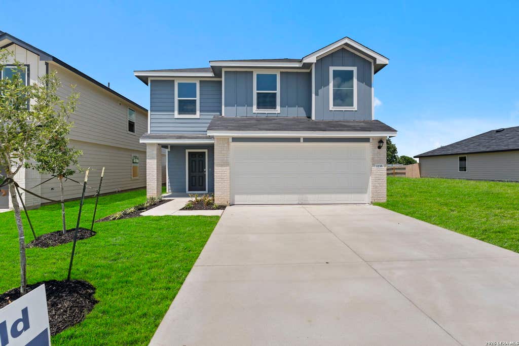 Photo of 1235 Avery Ranch Dr, New Braunfels, TX 78130 (MLS # 1993983)