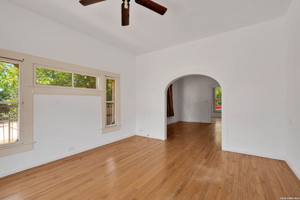 165 DIVISION AVE # 1, SAN ANTONIO, TX 78214 - Image 4149704be37ec339930864b0e751e2d2/1646744003