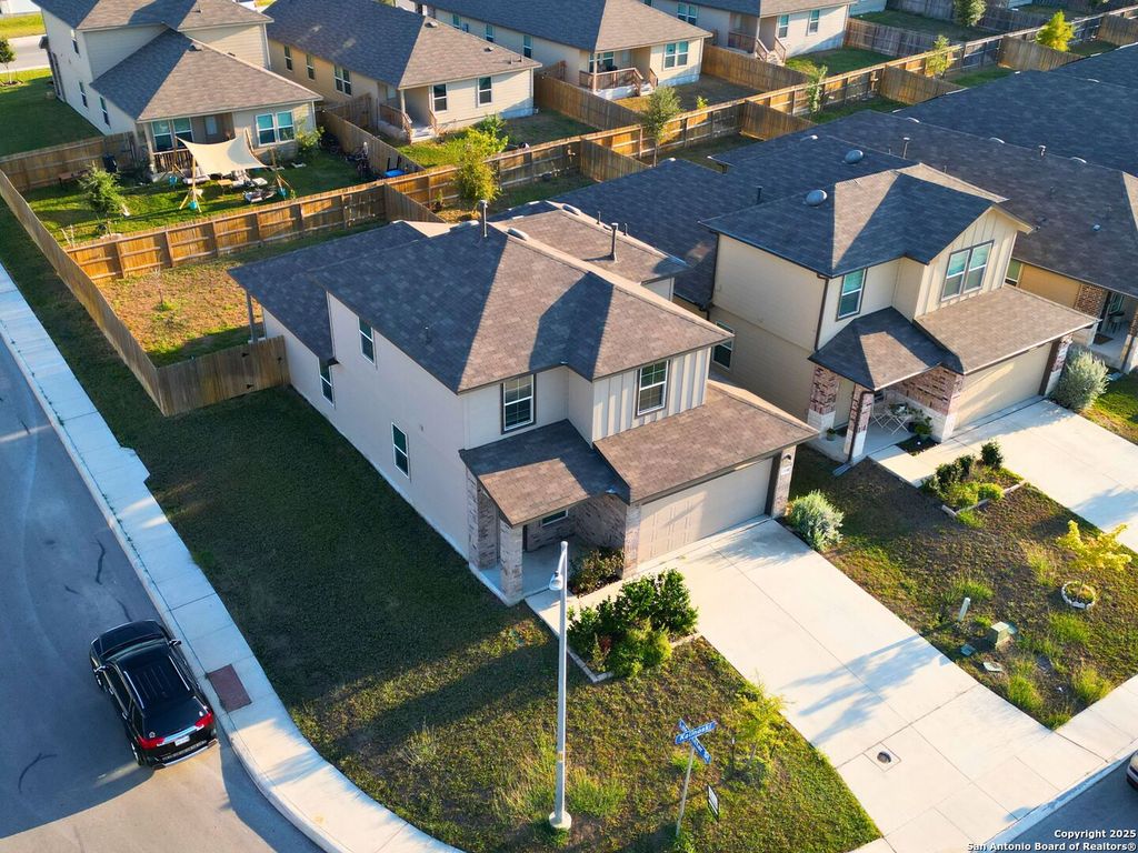 Photo of 13060 Kalinoski, St Hedwig, TX 78152 (MLS # 1920640)