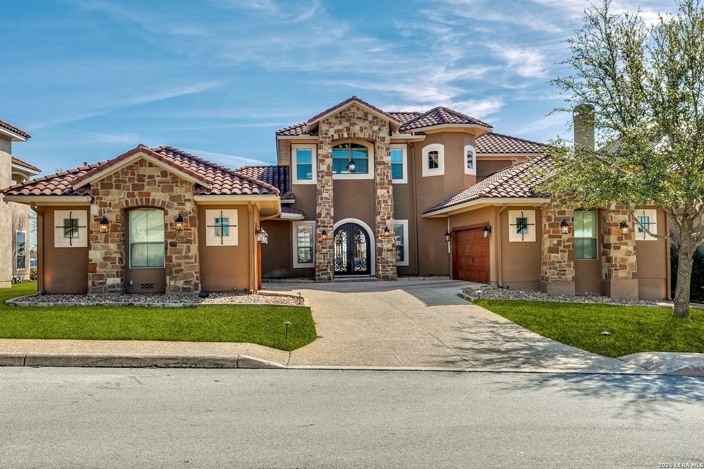 Photo of 18014 Granite Hill, San Antonio, TX 78255 (MLS # 1953476)