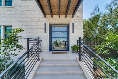 401 Oak Park Dr Unit B Boerne TX 78006
