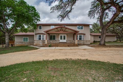 Photo of 9730 Windwood Dr, Boerne, TX 78006 (MLS # 1960455)