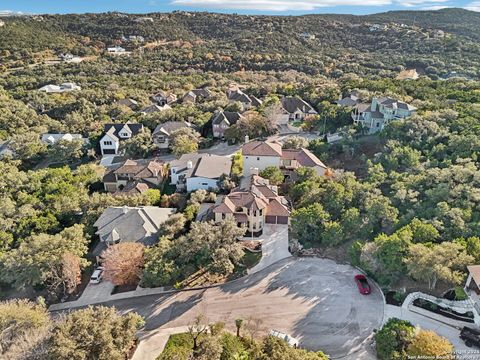 A home in Helotes