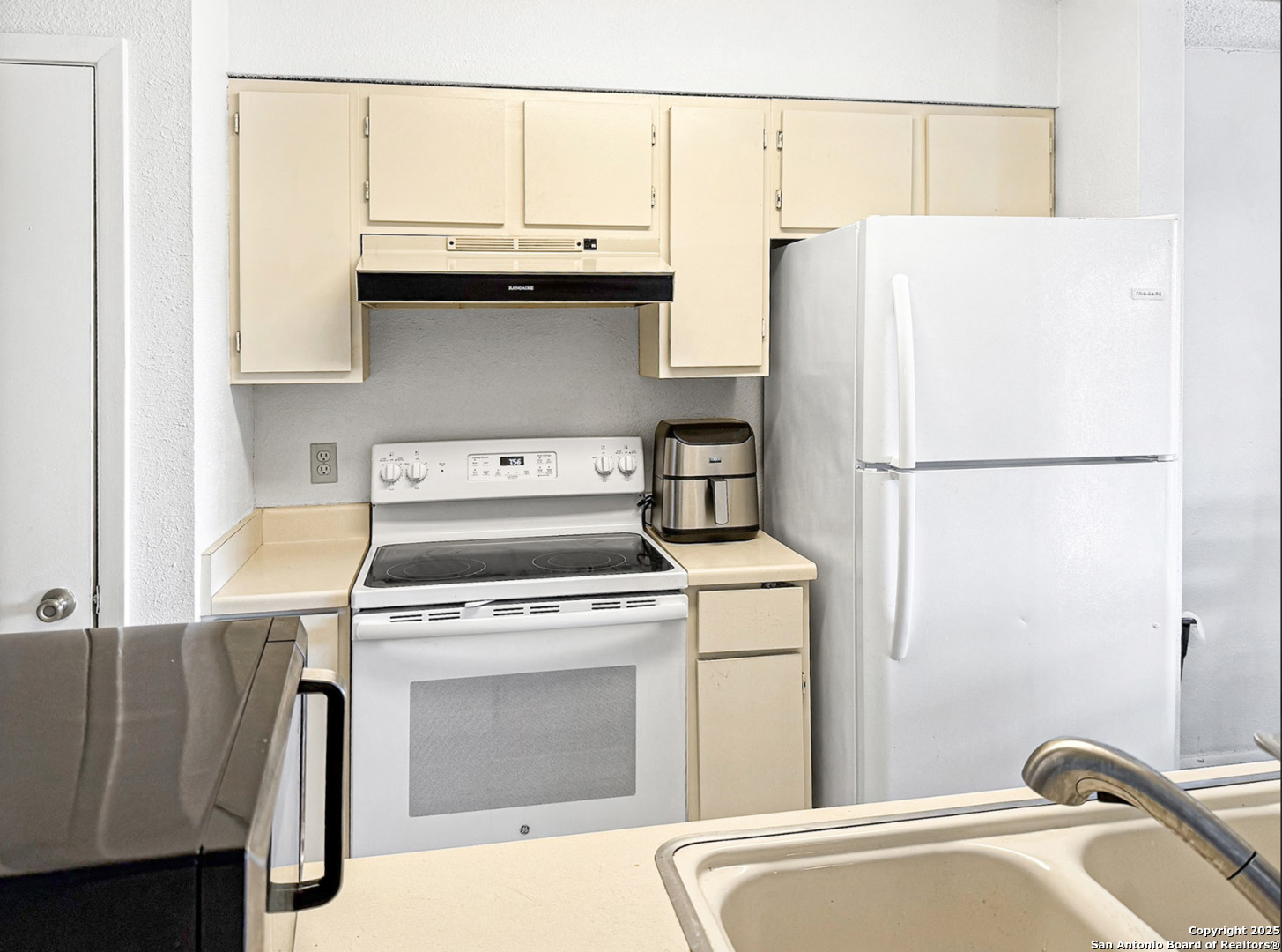 14343 Judson 301