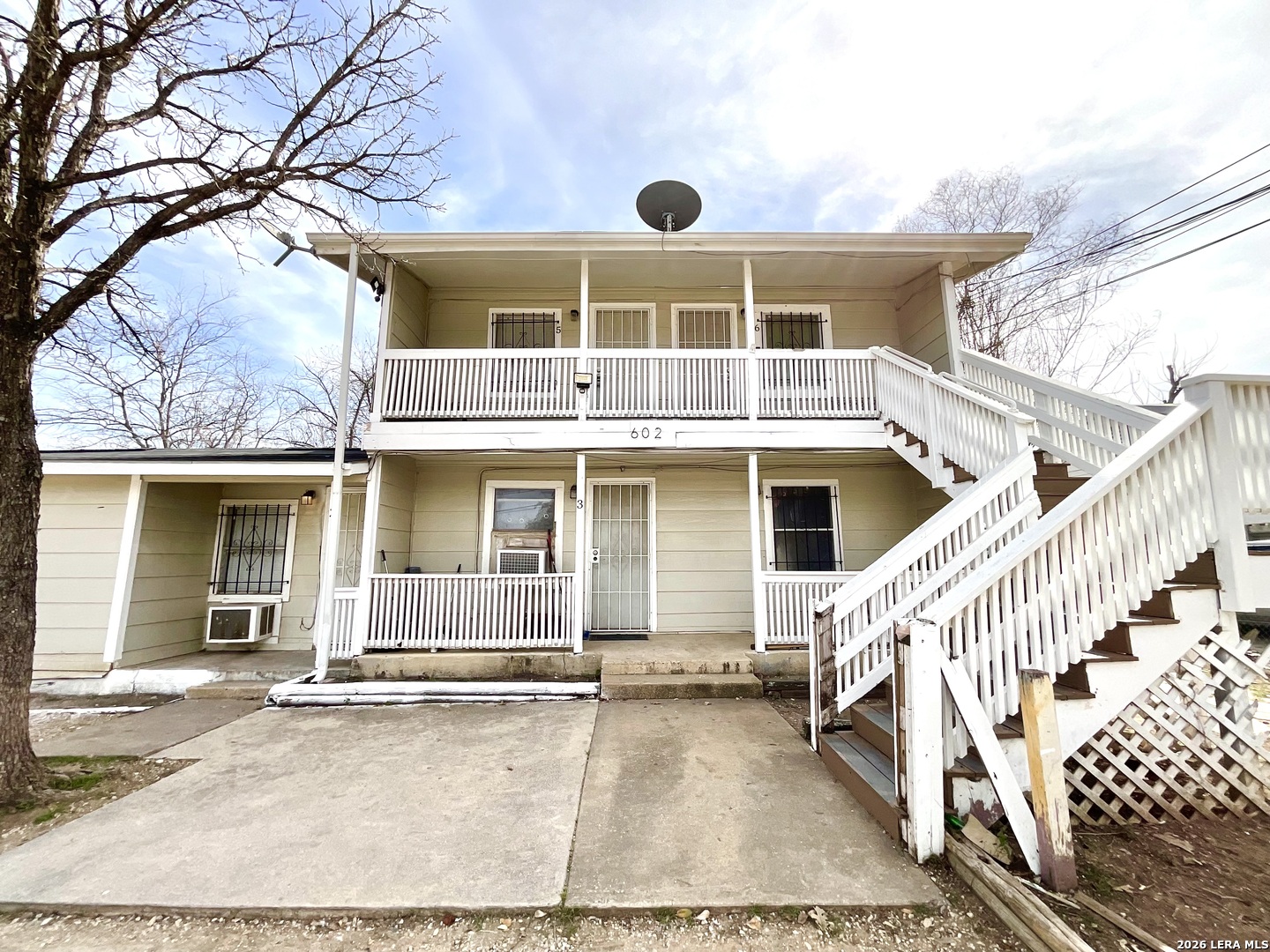 Photo 1 of 11 — 602 Lovett 5, San Antonio, TX 78211