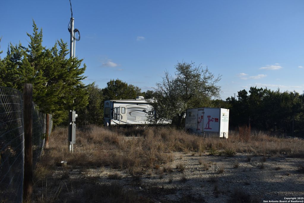 Photo of 154 Valley View, Spring Branch, TX 78070 (MLS # 1930252)