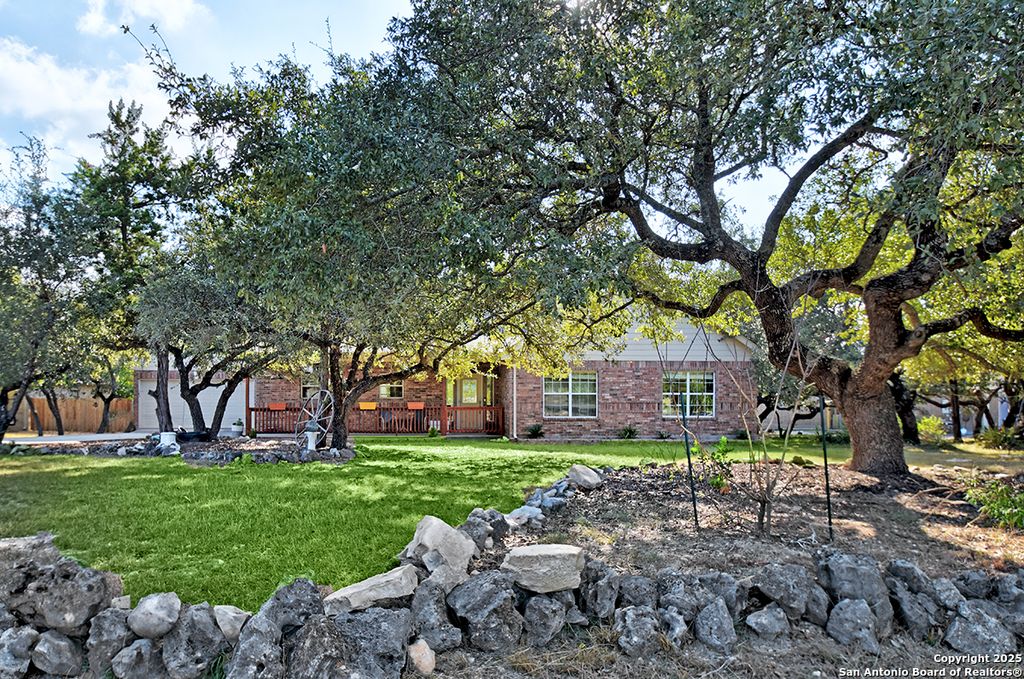 Photo of 518 Oracle, San Antonio, TX 78260 (MLS # 1924012)