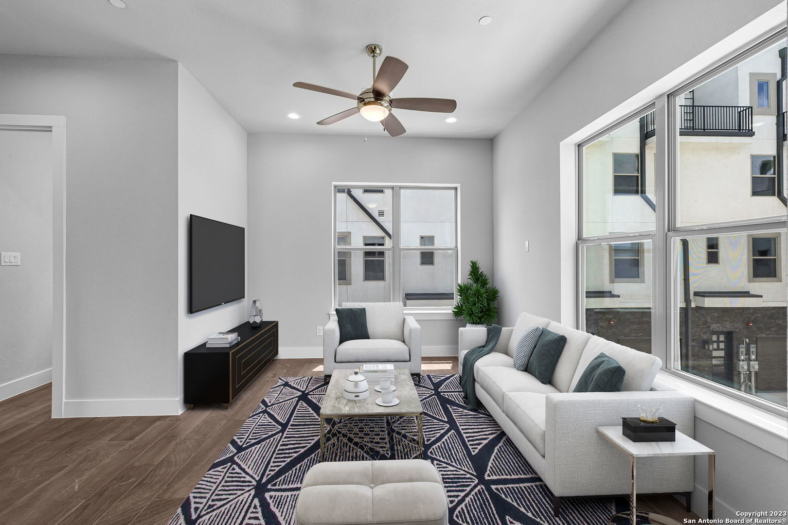 1817 N SAINT MARYS ST 301