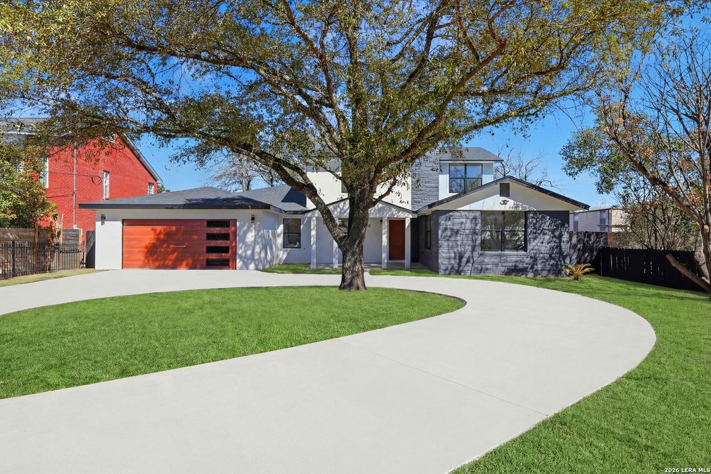 Photo of 319 E Terra Alta, San Antonio, TX 78209 (MLS # 1944181)