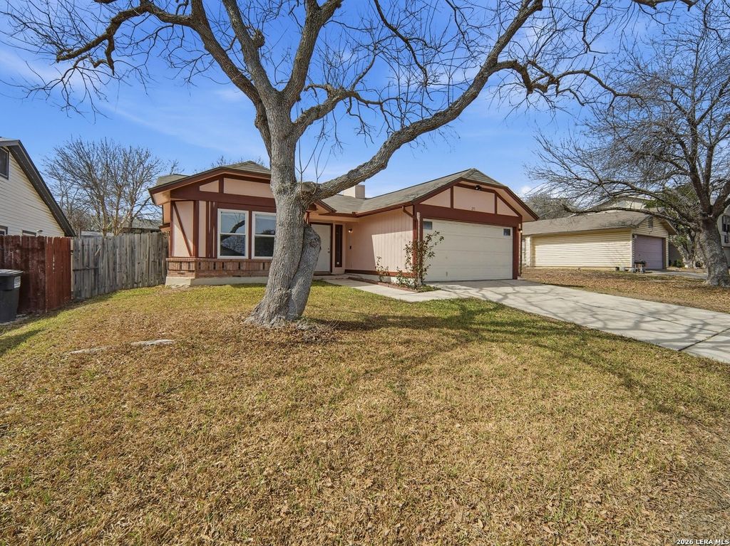 Photo of 271 Saddlebrook Dr, San Antonio, TX 78245 (MLS # 1944355)